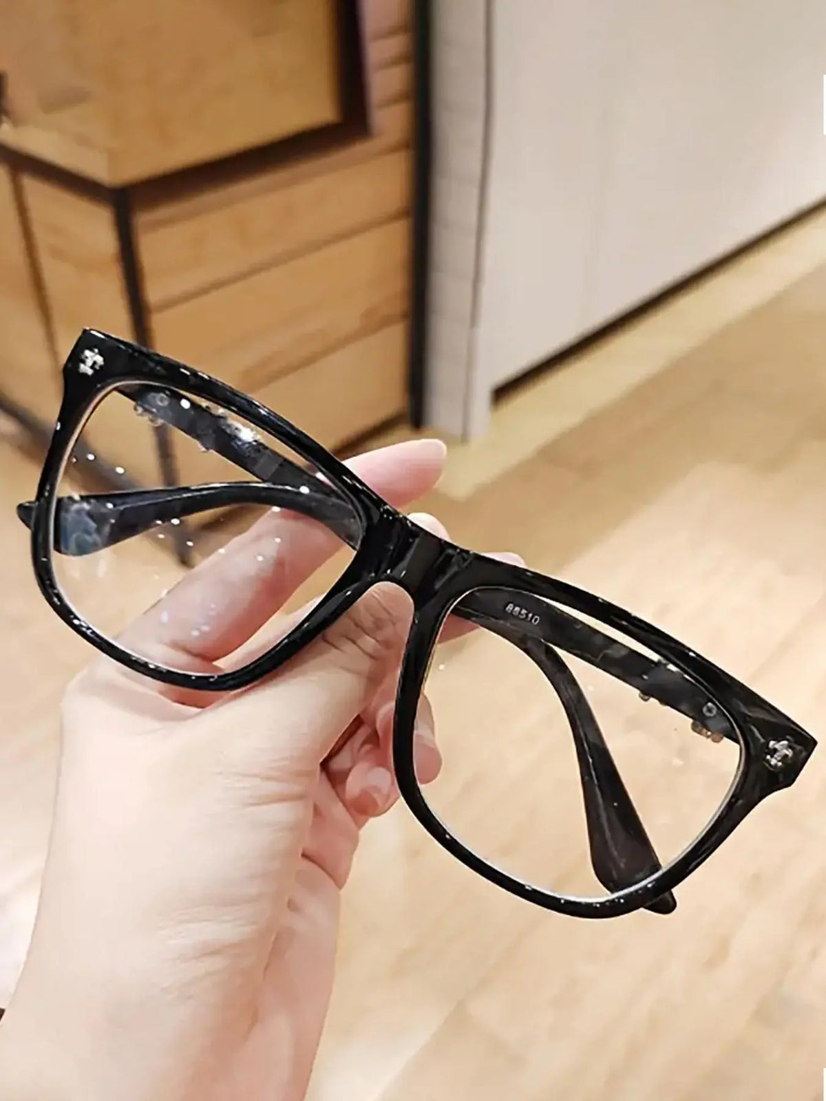 Unisex Vintage Stylish Black Square Frames Eyeglasses, Trendy Lightweight Glasses for Everyday Use, Fashionable Accessories for Outdoor Activities, Lightweight Eyewear